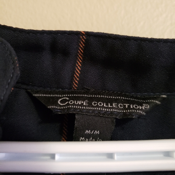 Blouse - Picture 2 of 3